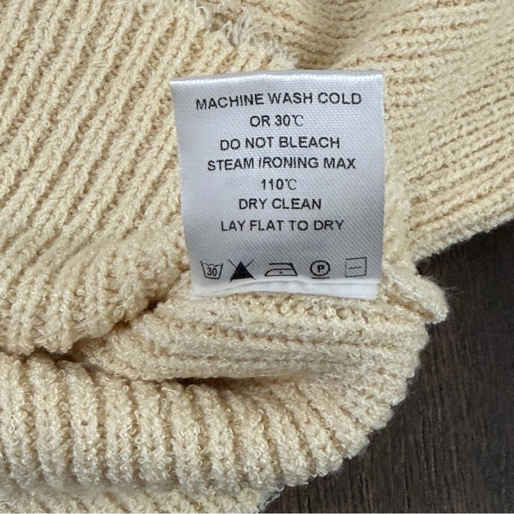 L'Academie Lucia Cropped Turtleneck Sweater Cream Size XS - Picture 3 of 8